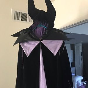 Maleficent women’s costume